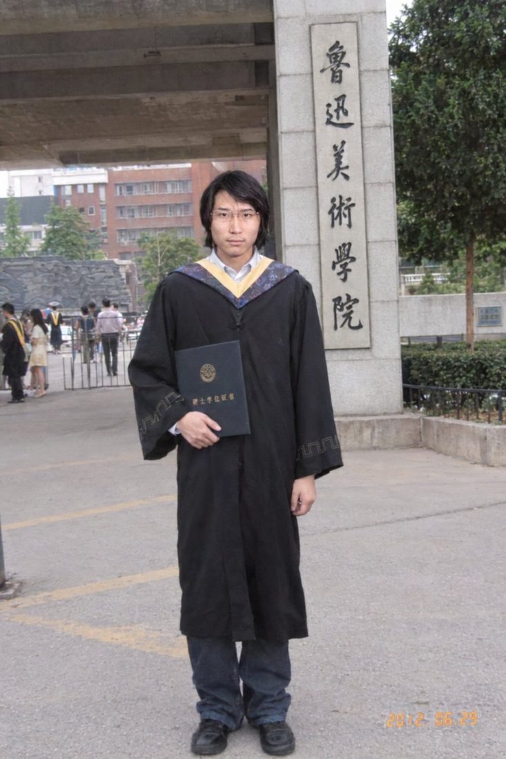 2012 年 · 硕士毕业留影